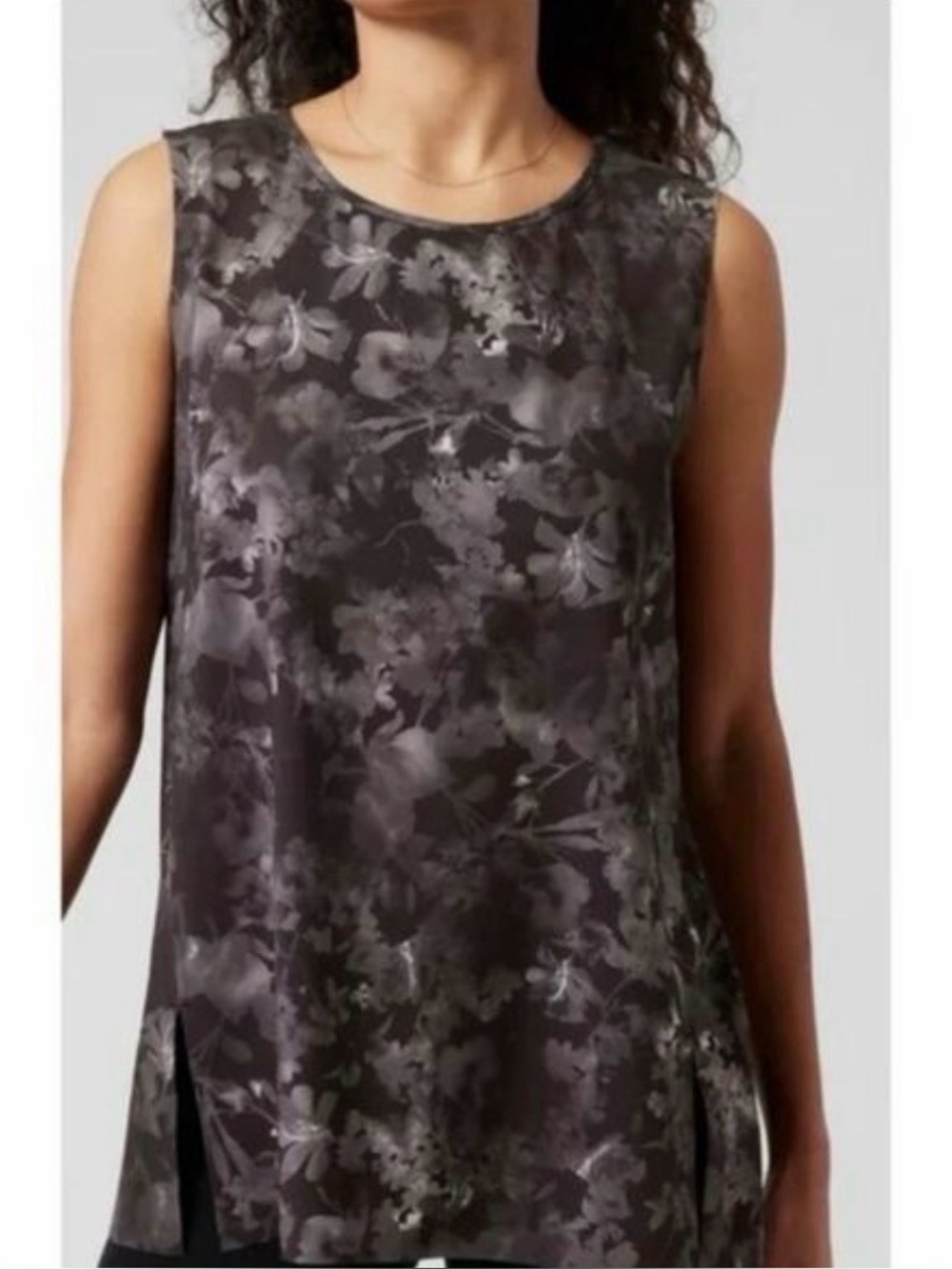 Athleta Zephyr Refined tank, size large, black and gray